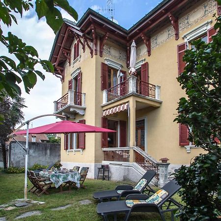 Appartement Casa Franca à Pettenasco Extérieur photo